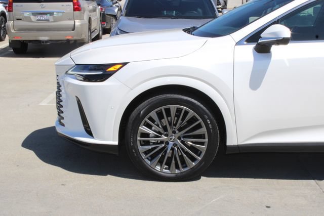 Certified 2025 Lexus RX 450h AWD w/ Convenience Package image 4