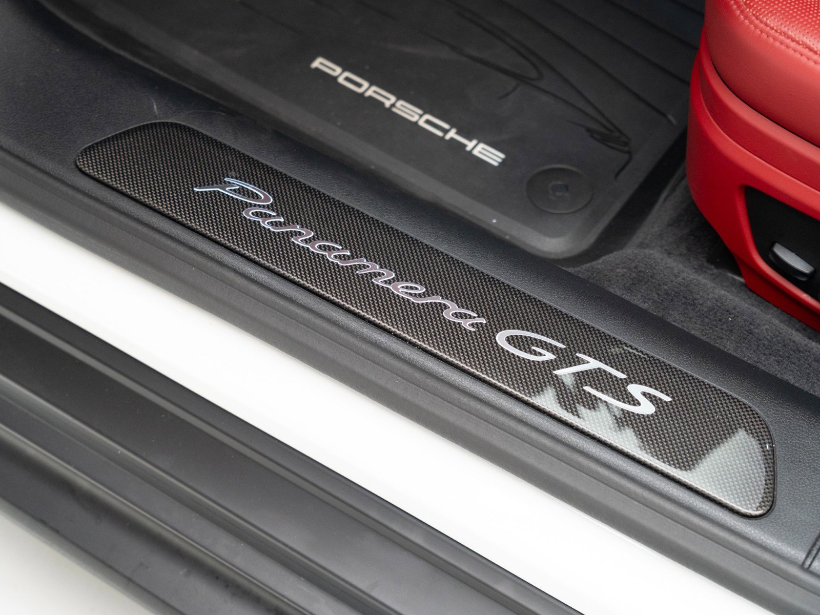 Certified 2023 Porsche Panamera GTS image 15