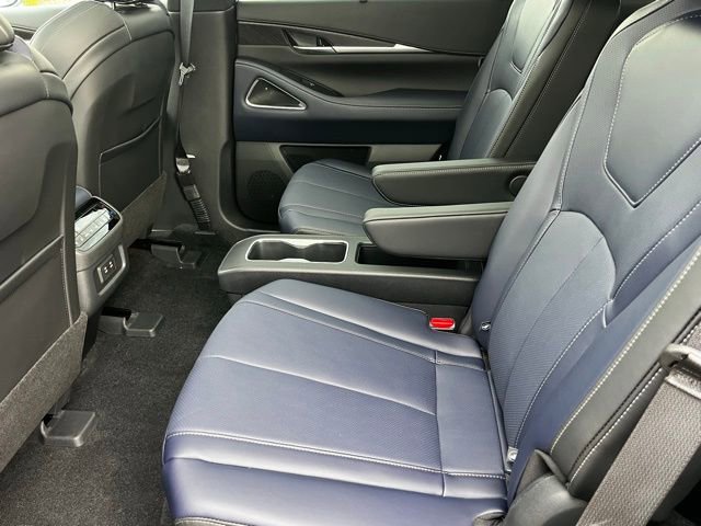 Certified 2026 INFINITI QX60 Sport w/ Dark Cargo Package AWD/4WD image 26