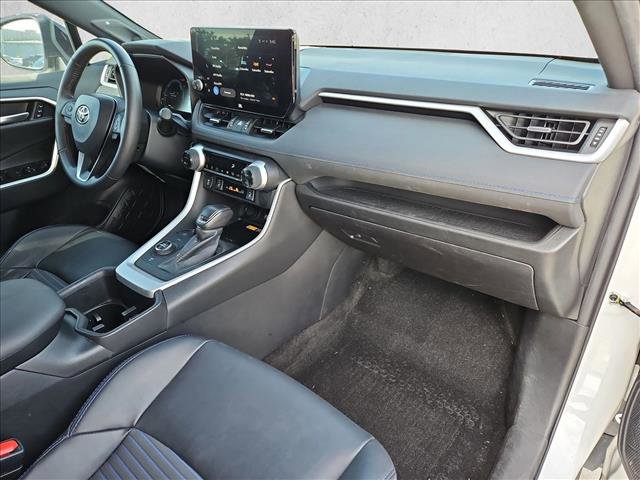 Used 2023 Toyota RAV4 XSE AWD/4WD image 21