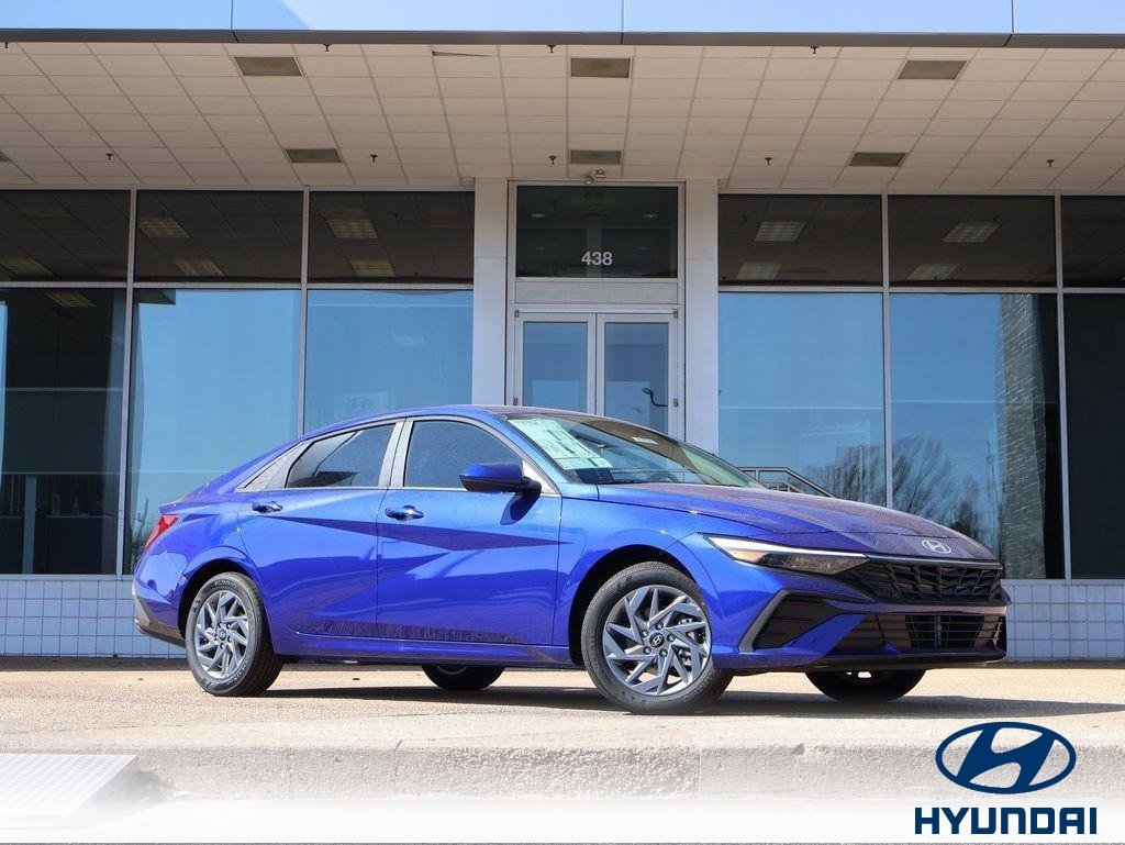 New 2026 Hyundai Elantra Blue