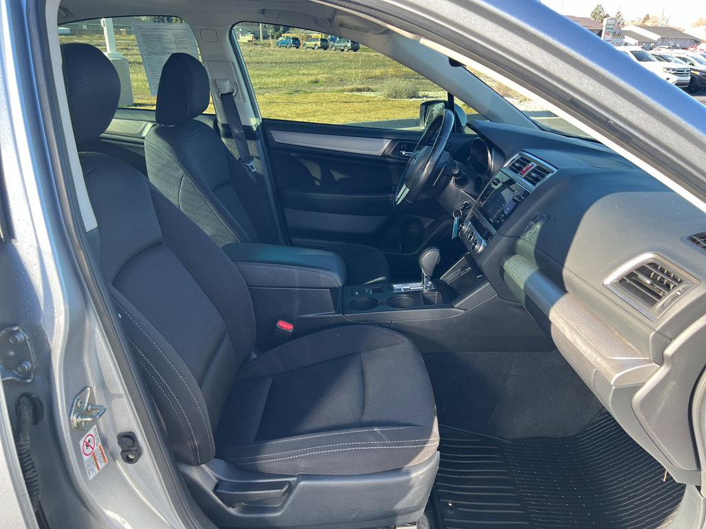 Used 2015 Subaru Legacy 2.5i Premium w/ Moonroof Package AWD/4WD image 27