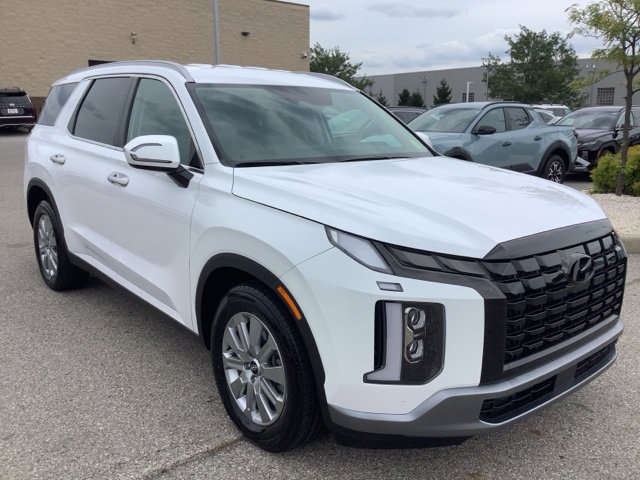 Certified 2025 Hyundai Palisade SEL AWD/4WD image 4