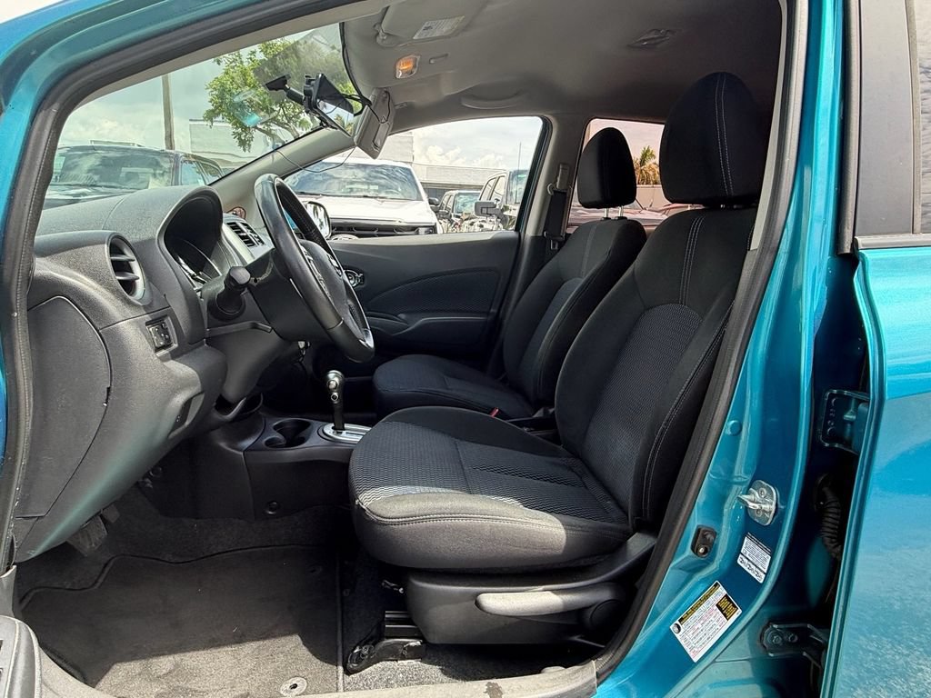 Used 2014 Nissan Versa Note SV w/ SL Package FWD image 9