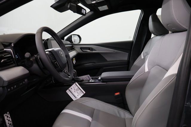 New 2026 Toyota Camry SE image 11