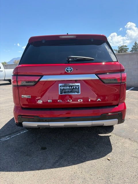 Used 2023 Toyota Sequoia Capstone AWD/4WD image 5