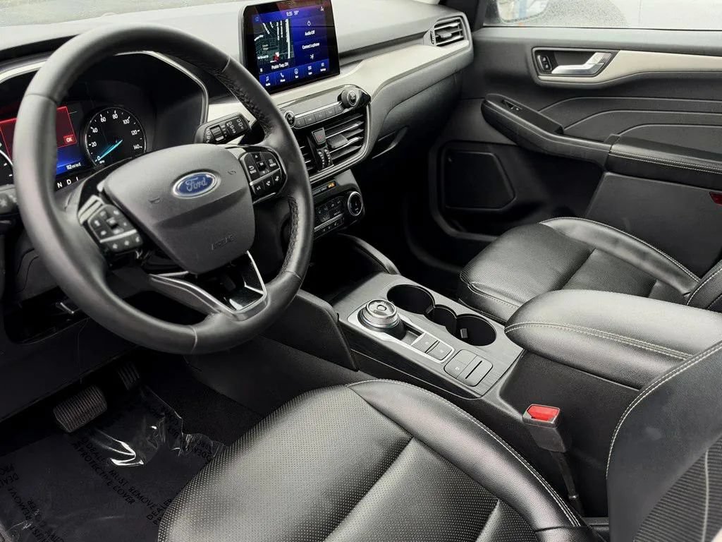Used 2022 Ford Escape SEL FWD image 10