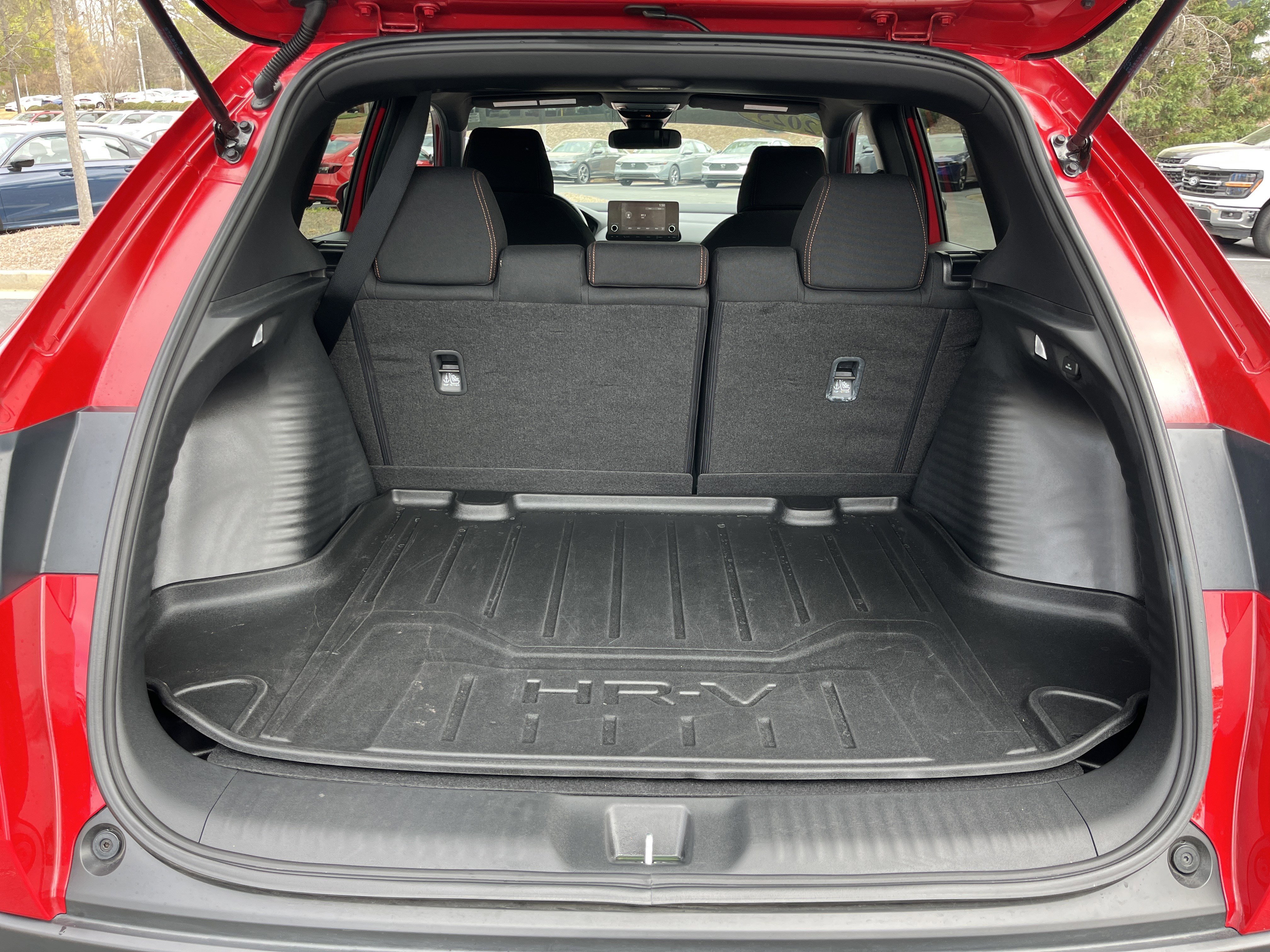 Certified 2025 Honda HR-V Sport image 26