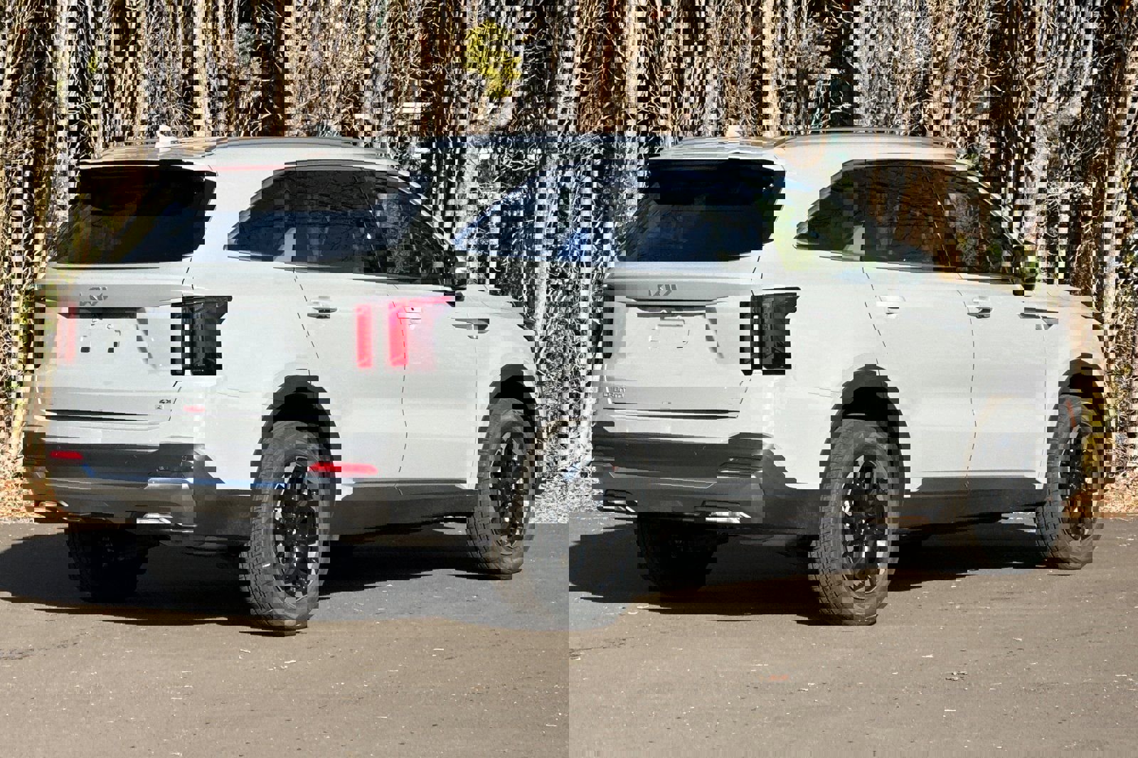 New 2026 Kia Sorento S image 3