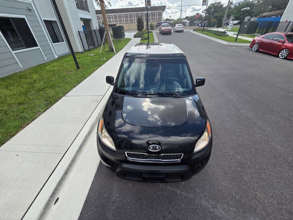 Used 2011 Kia Soul + w/ Audio Pkg FWD image 3