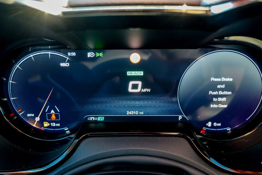 Used 2024 Alfa Romeo Tonale Veloce w/ Active Assist Package image 41