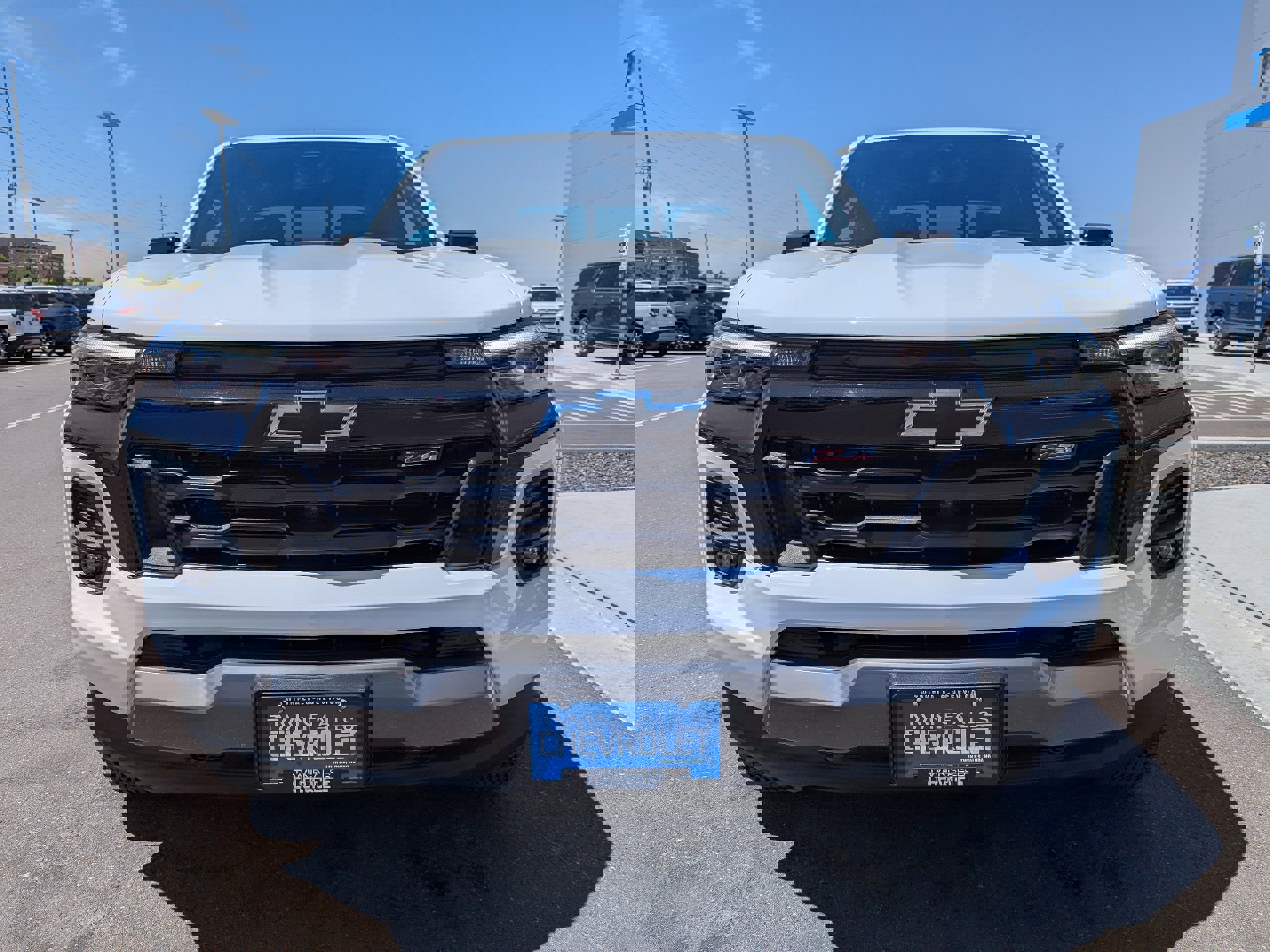 New 2025 Chevrolet Colorado Z71 w/ Midnight Edition image 3