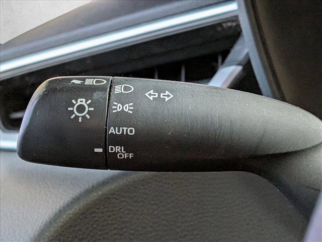Used 2021 Toyota Corolla SE FWD image 8