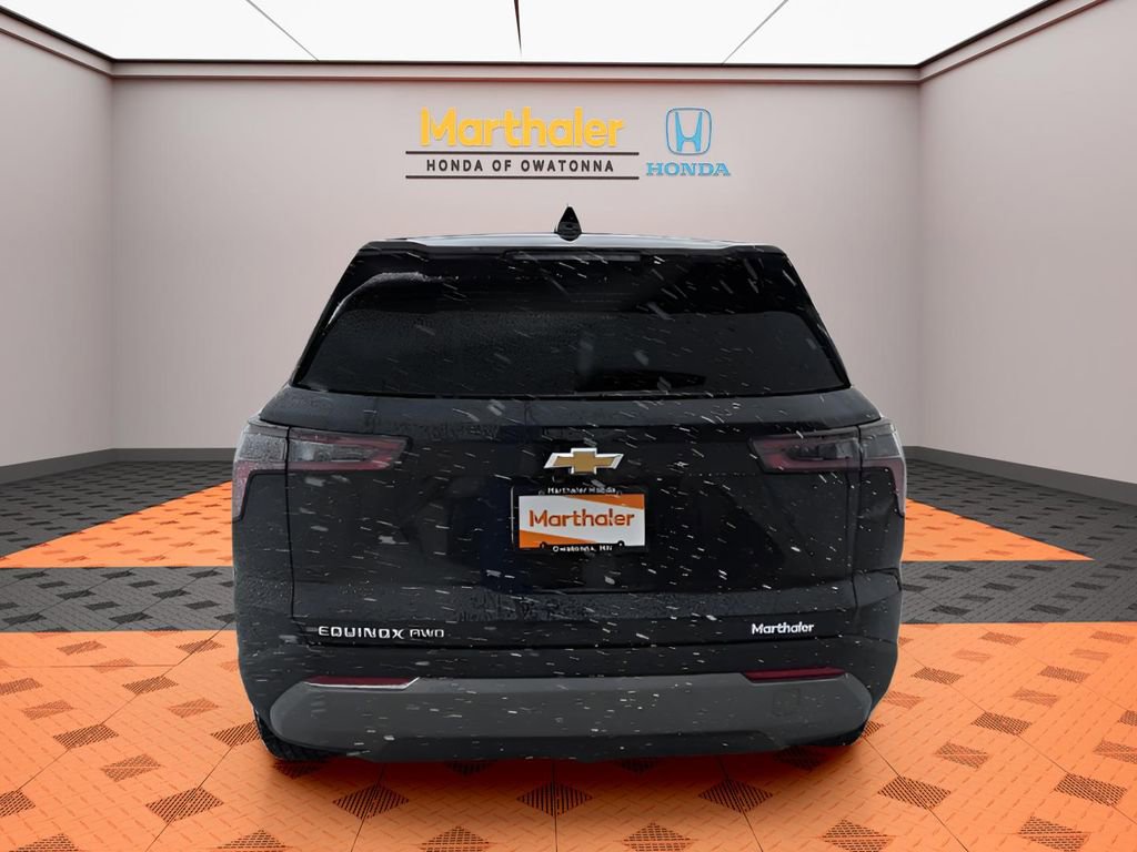Used 2025 Chevrolet Equinox LT image 4