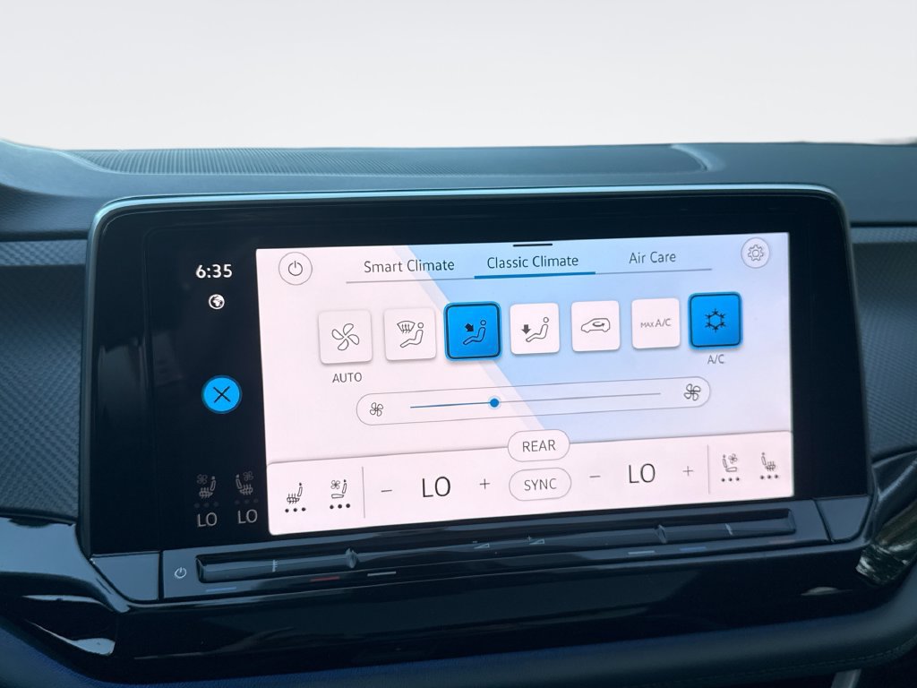 New 2026 Volkswagen Atlas Peak Edition AWD/4WD image 17