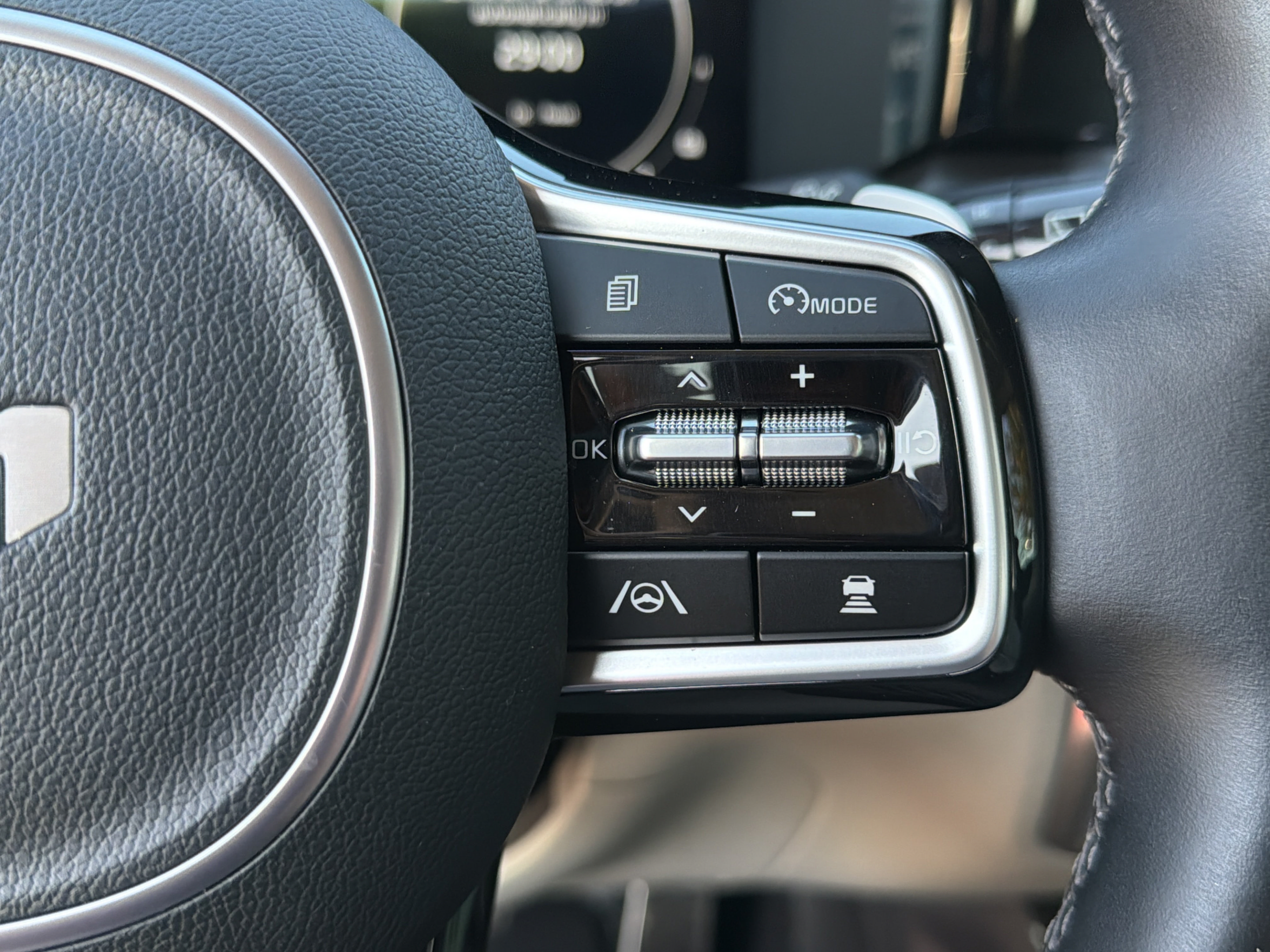 Certified 2023 Kia Sorento SX Prestige AWD/4WD image 23