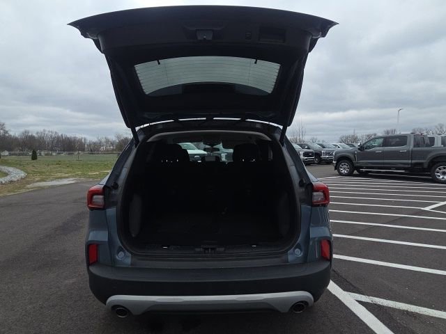 Used 2023 Ford Escape Active w/ Cold Weather Package FWD image 11