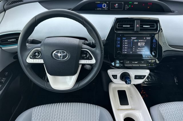 Used 2017 Toyota Prius Three FWD image 15