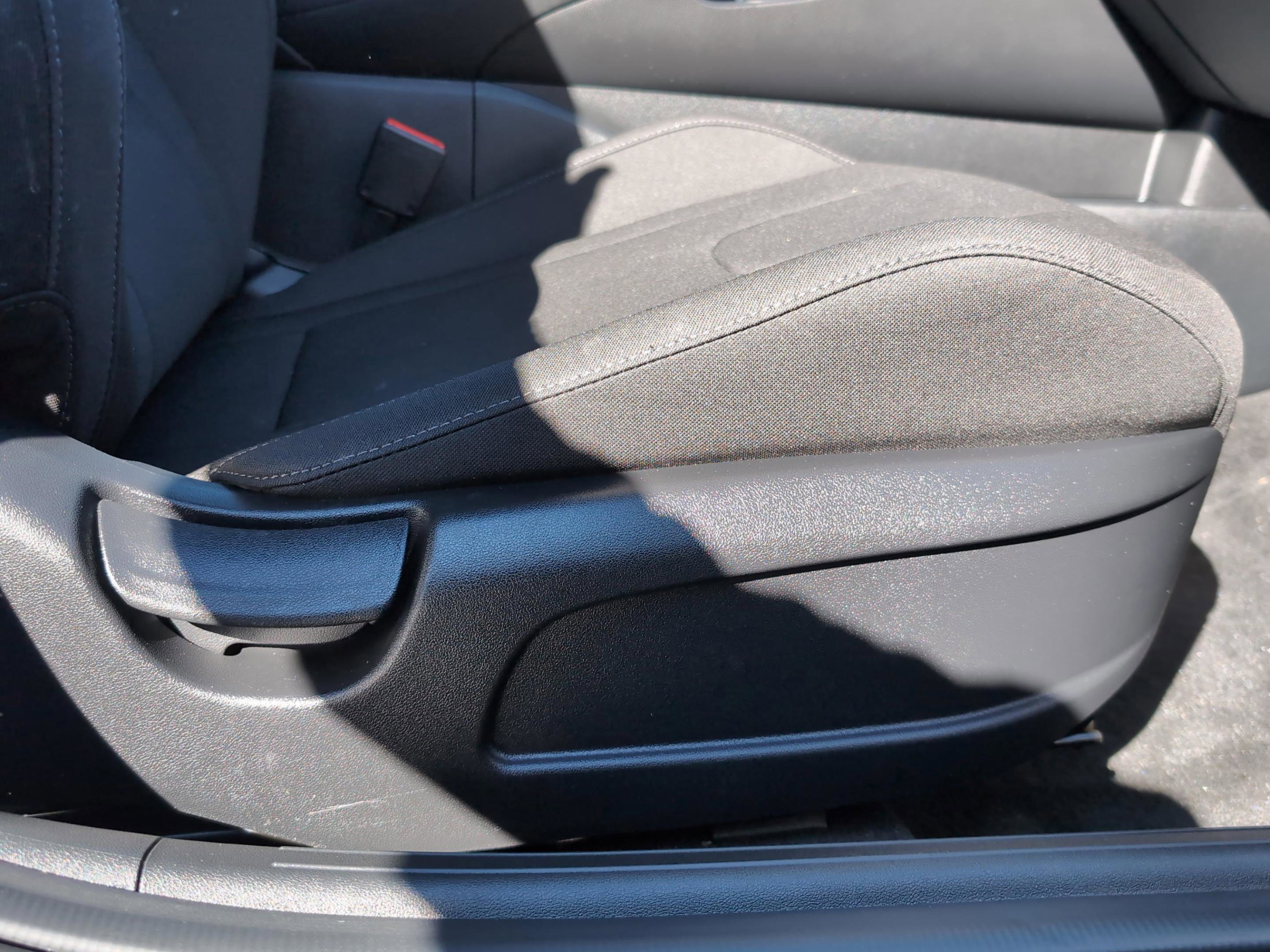 Used 2023 Hyundai Elantra SEL image 22