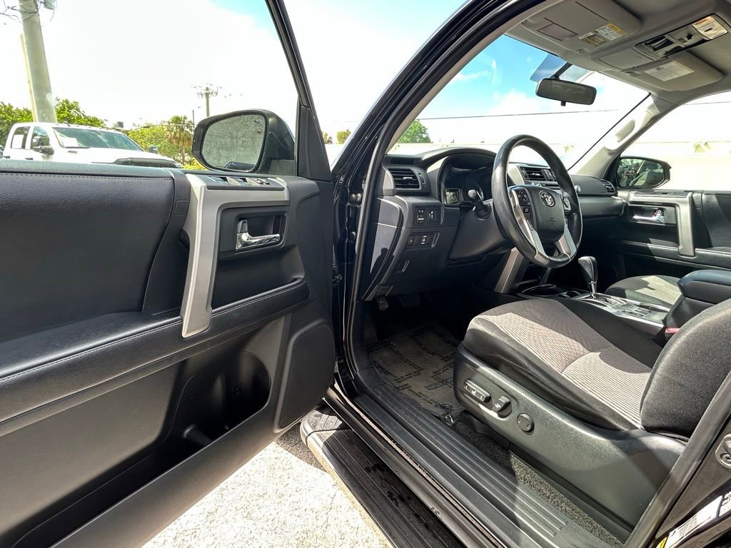 Used 2019 Toyota 4Runner SR5 image 15
