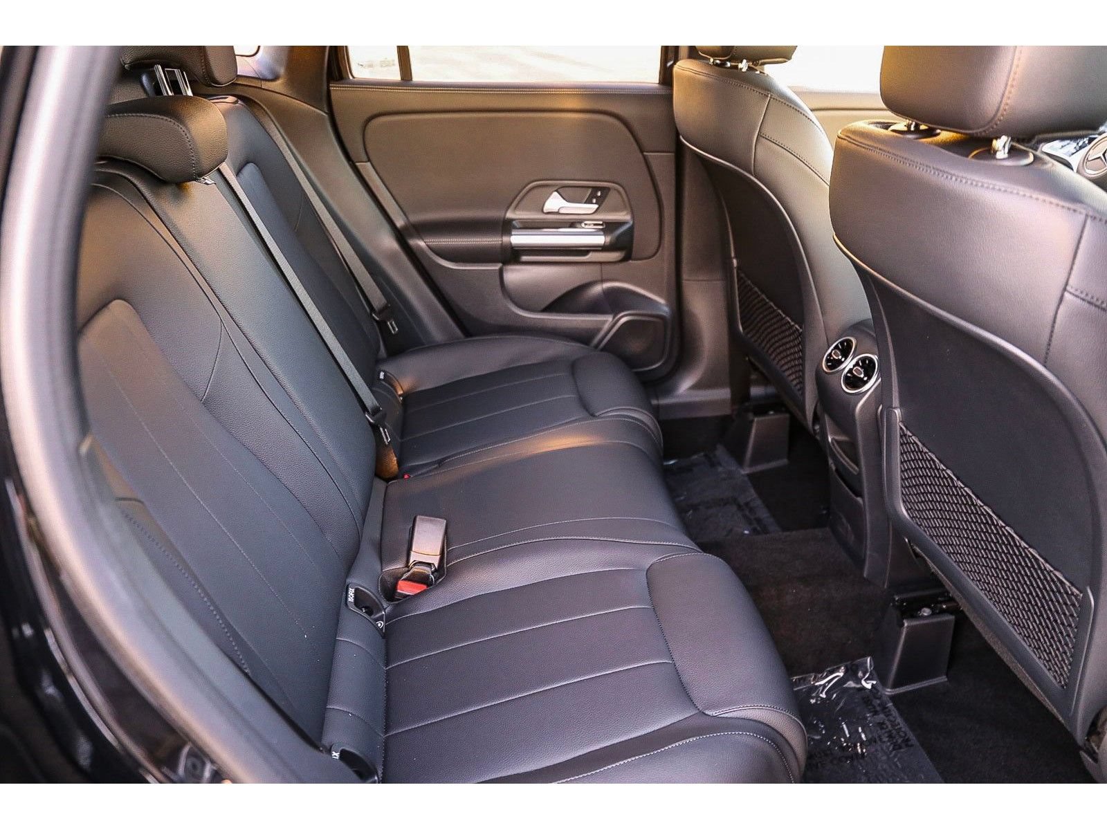 Used 2025 Mercedes-Benz GLA 250 4MATIC image 22