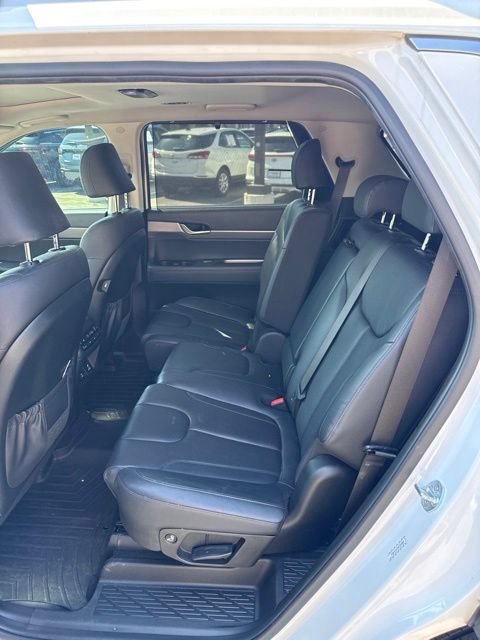 Used 2022 Hyundai Palisade SEL w/ 8P Bench Seat Package FWD image 16