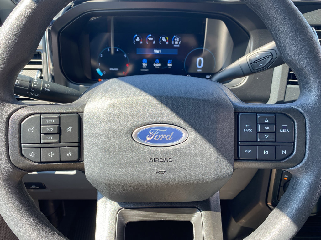 New 2026 Ford F250 4x4 Crew Cab Super Duty image 8