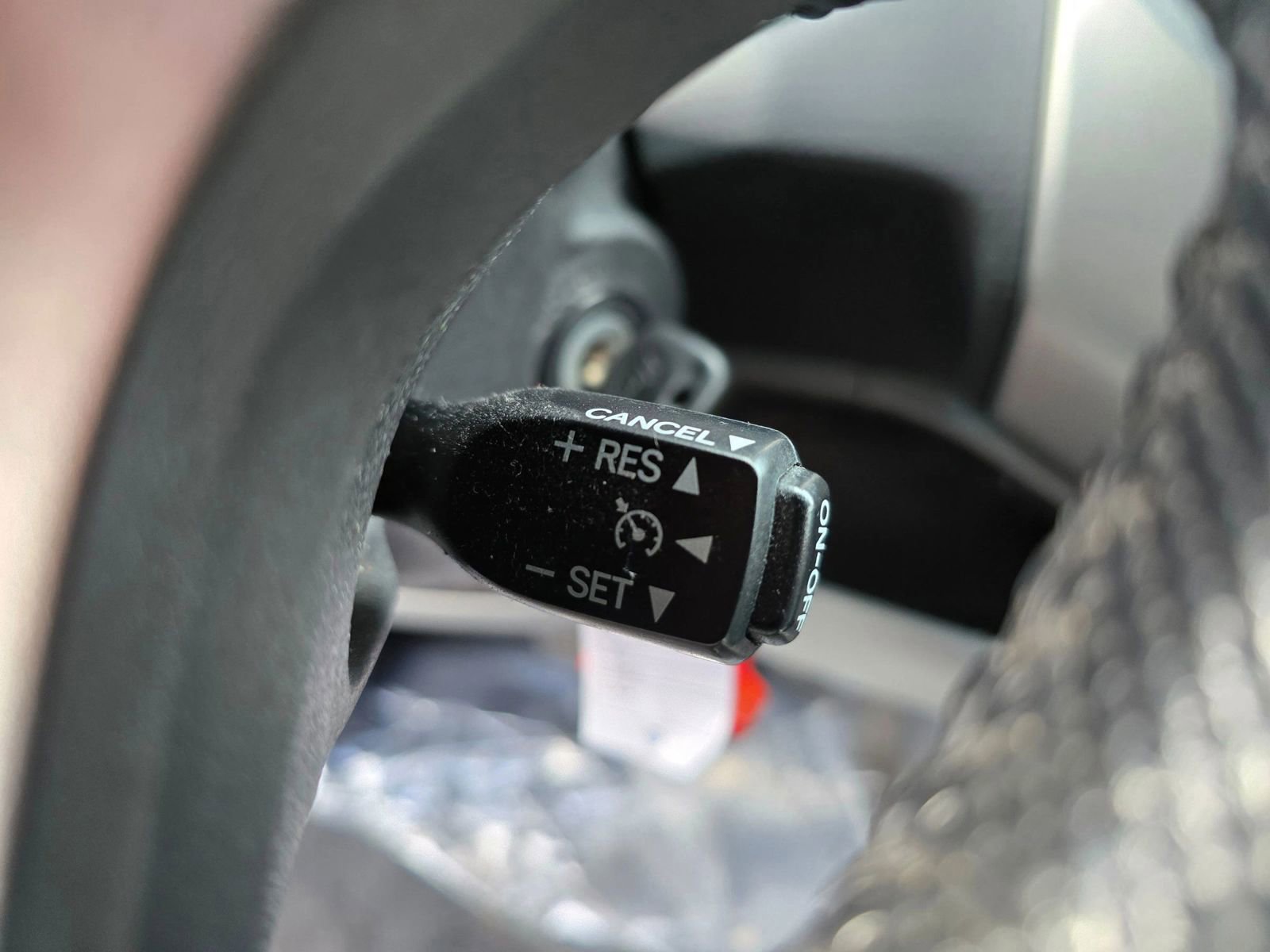 Used 2012 Toyota Tacoma PreRunner image 29