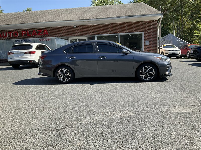 Used 2021 Kia Forte LXS FWD image 4