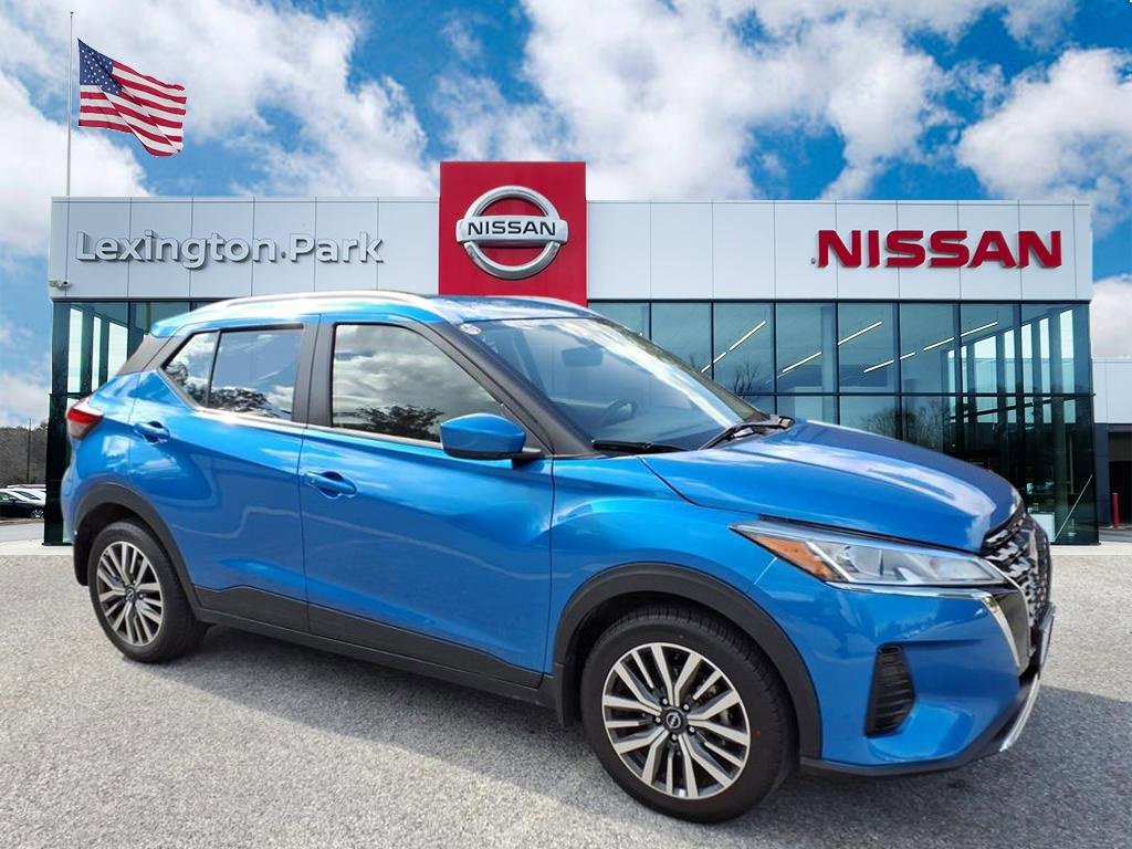 Used 2024 Nissan Kicks SV