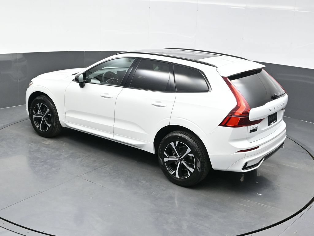 New 2026 Volvo XC60 B5 Core AWD/4WD image 37