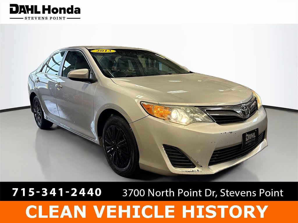 Used 2013 Toyota Camry LE image 1