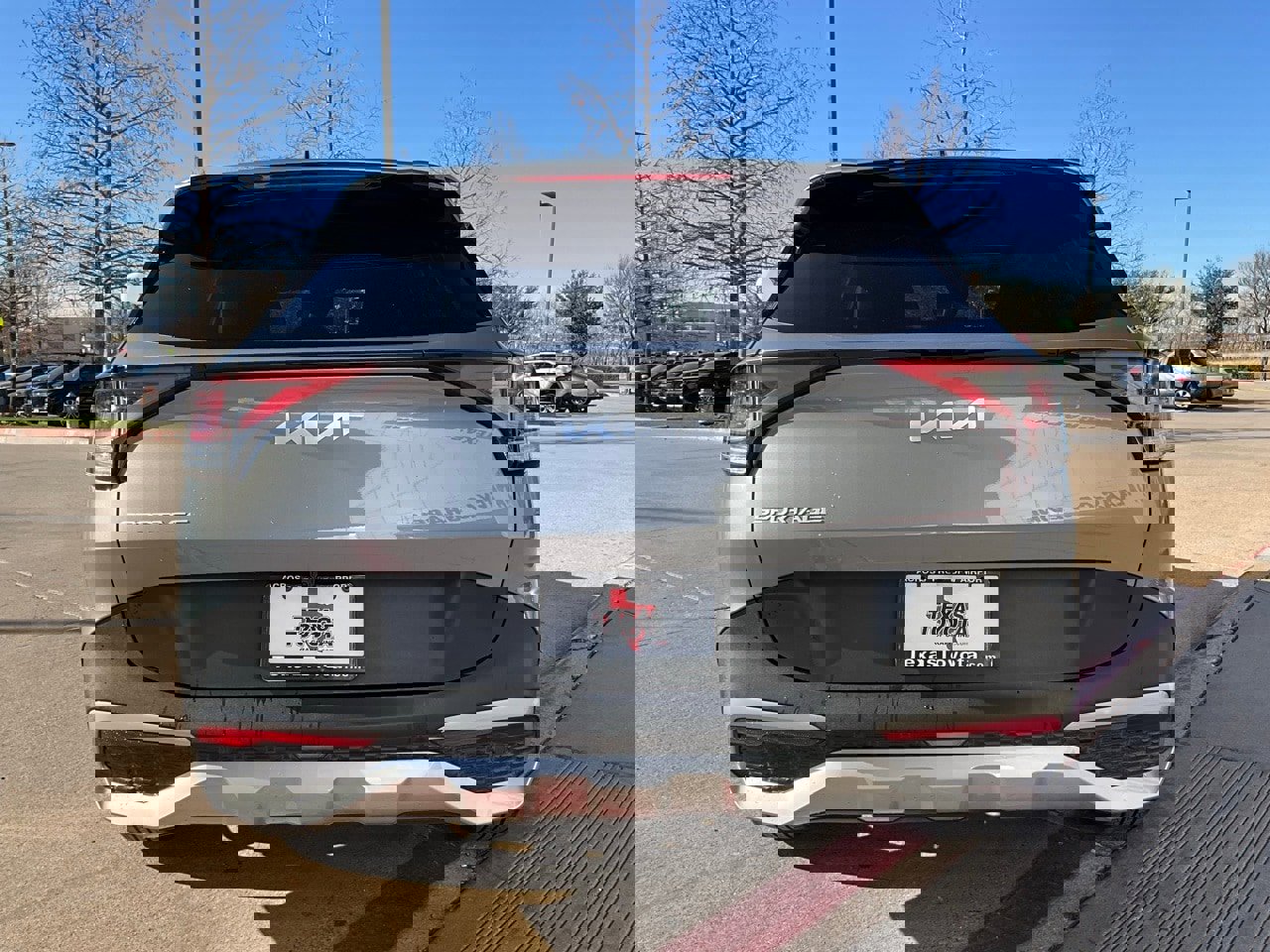 Used 2023 Kia Sportage EX image 7