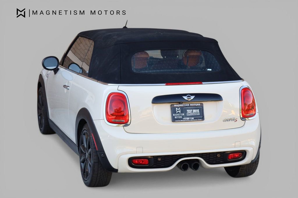 Used 2017 MINI Cooper S image 11
