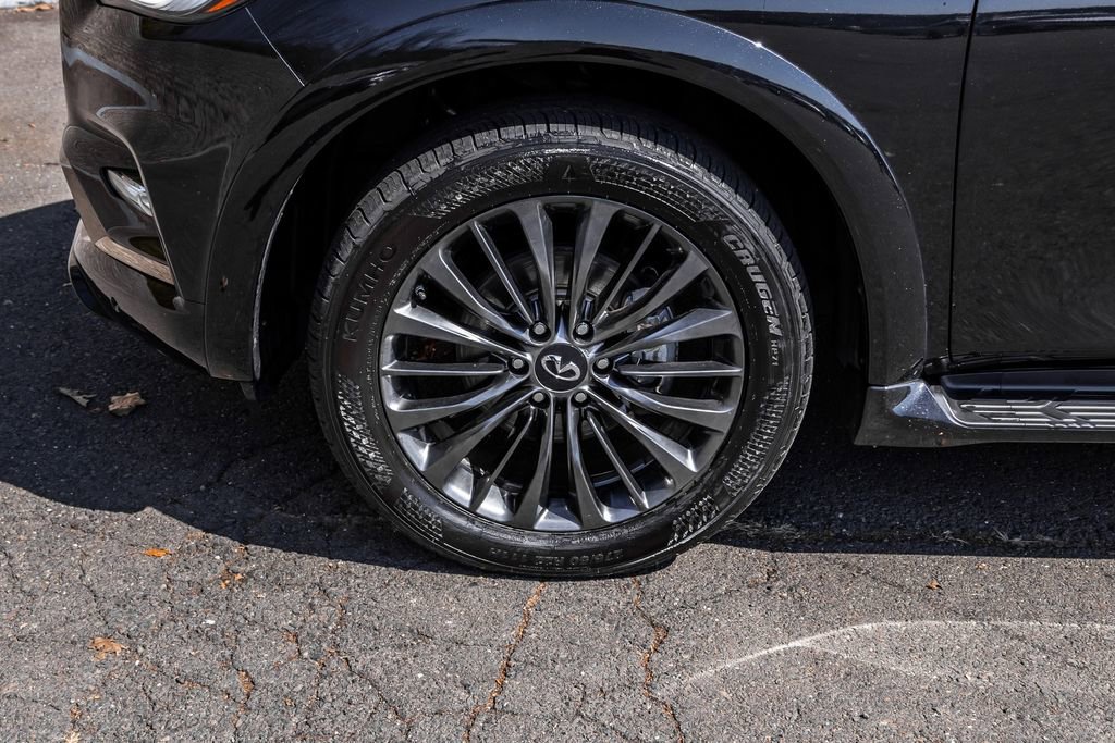 Used 2021 INFINITI QX80 Premium Select w/ All-Season Package image 11