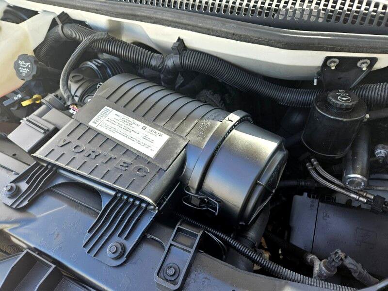 Used 2008 Chevrolet Express 1500 Passenger image 21