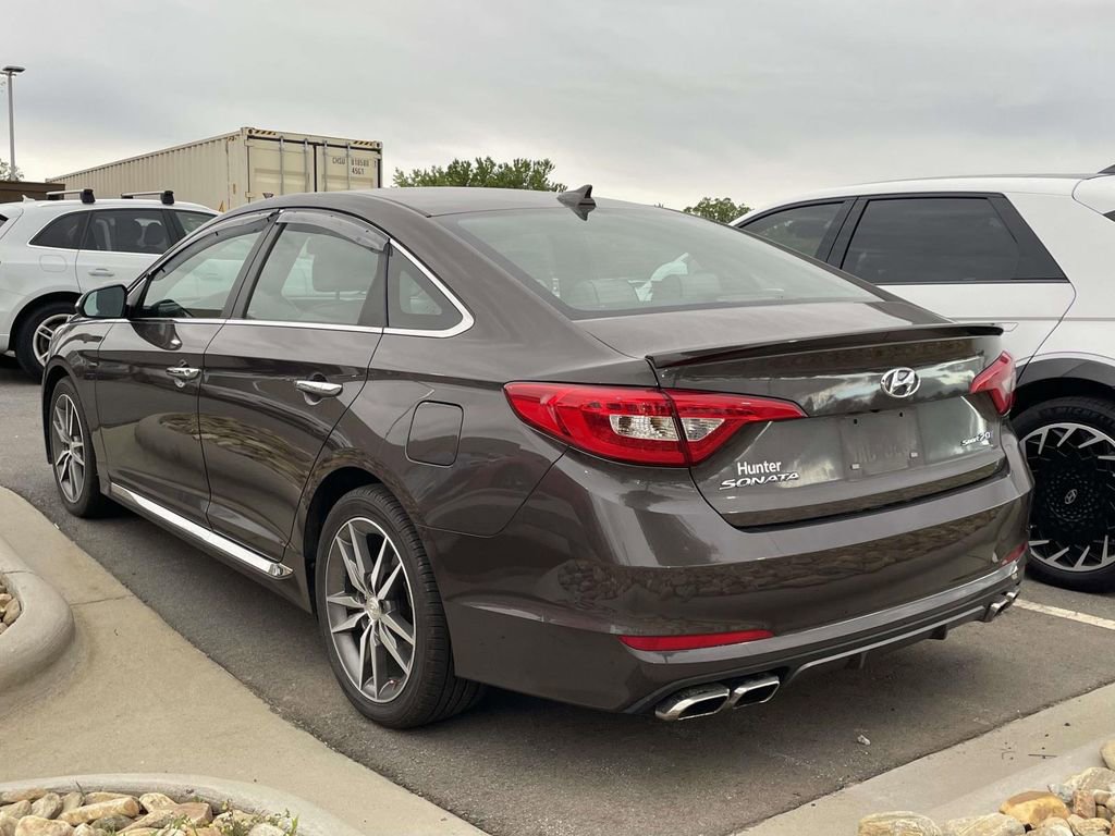 Used 2015 Hyundai Sonata Sport 2.0T FWD image 3