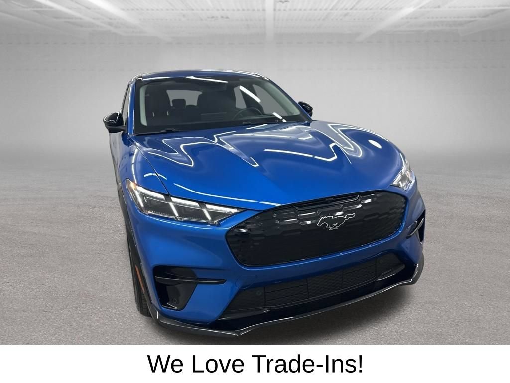Used 2025 Ford Mustang Mach-E Premium w/ Sport Appearance Package AWD/4WD image 3