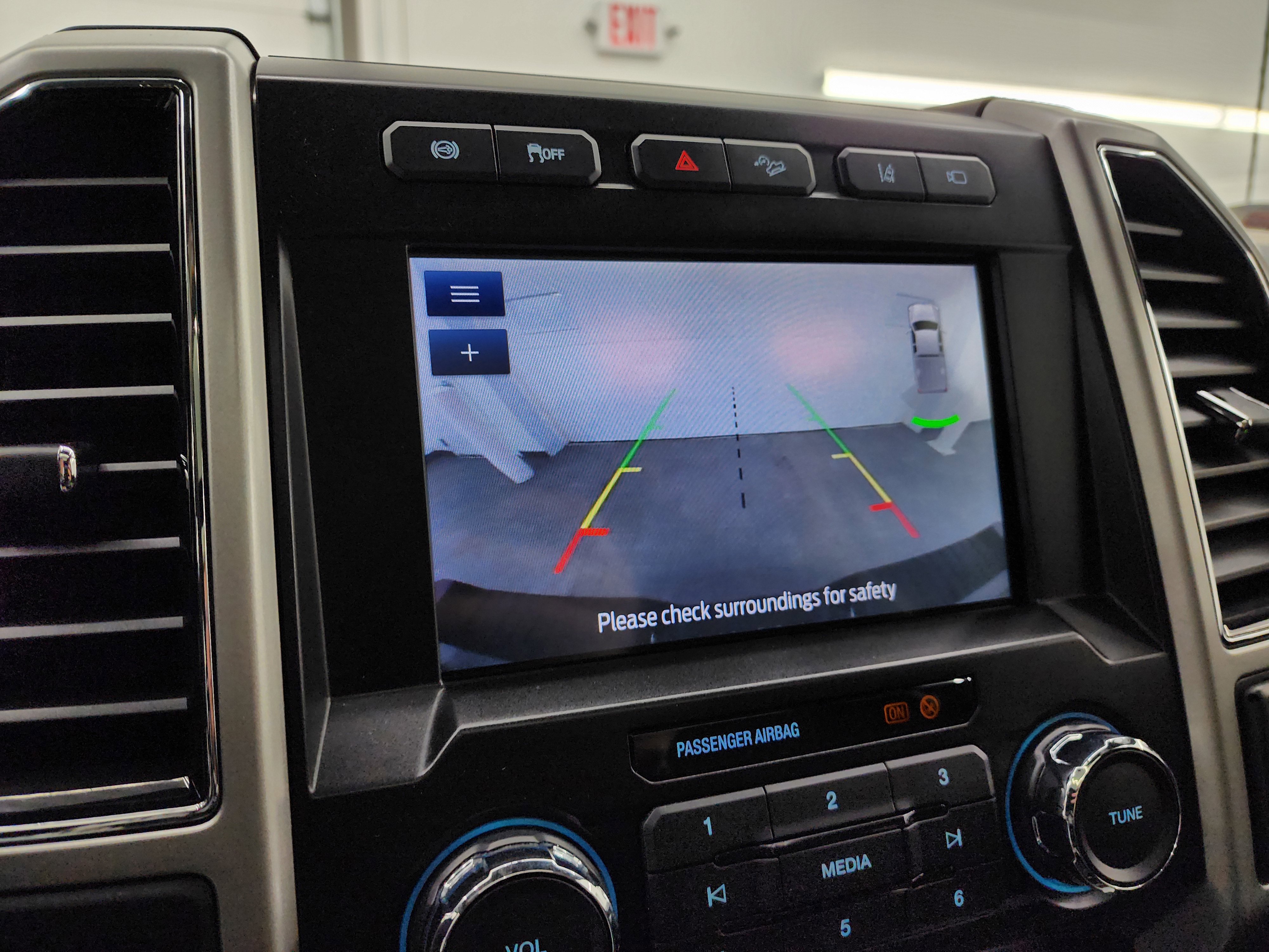 Used 2020 Ford F350 Lariat w/ Lariat Ultimate Package image 19