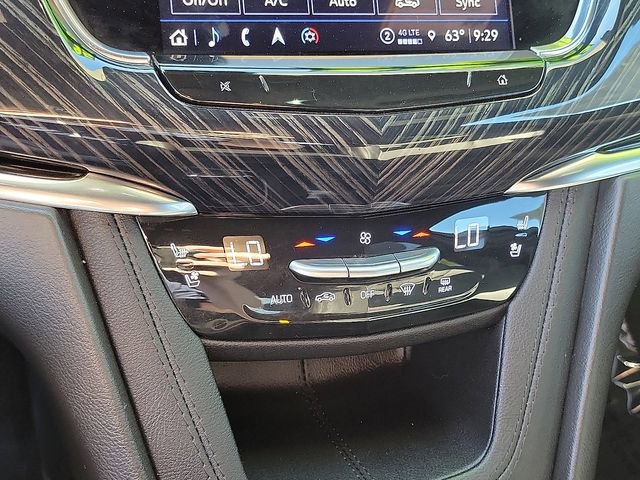 Certified 2023 Cadillac XT6 Premium Luxury image 17