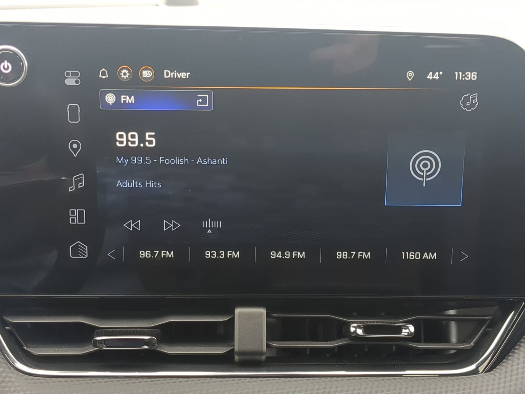 Used 2025 Chevrolet Equinox RS image 24