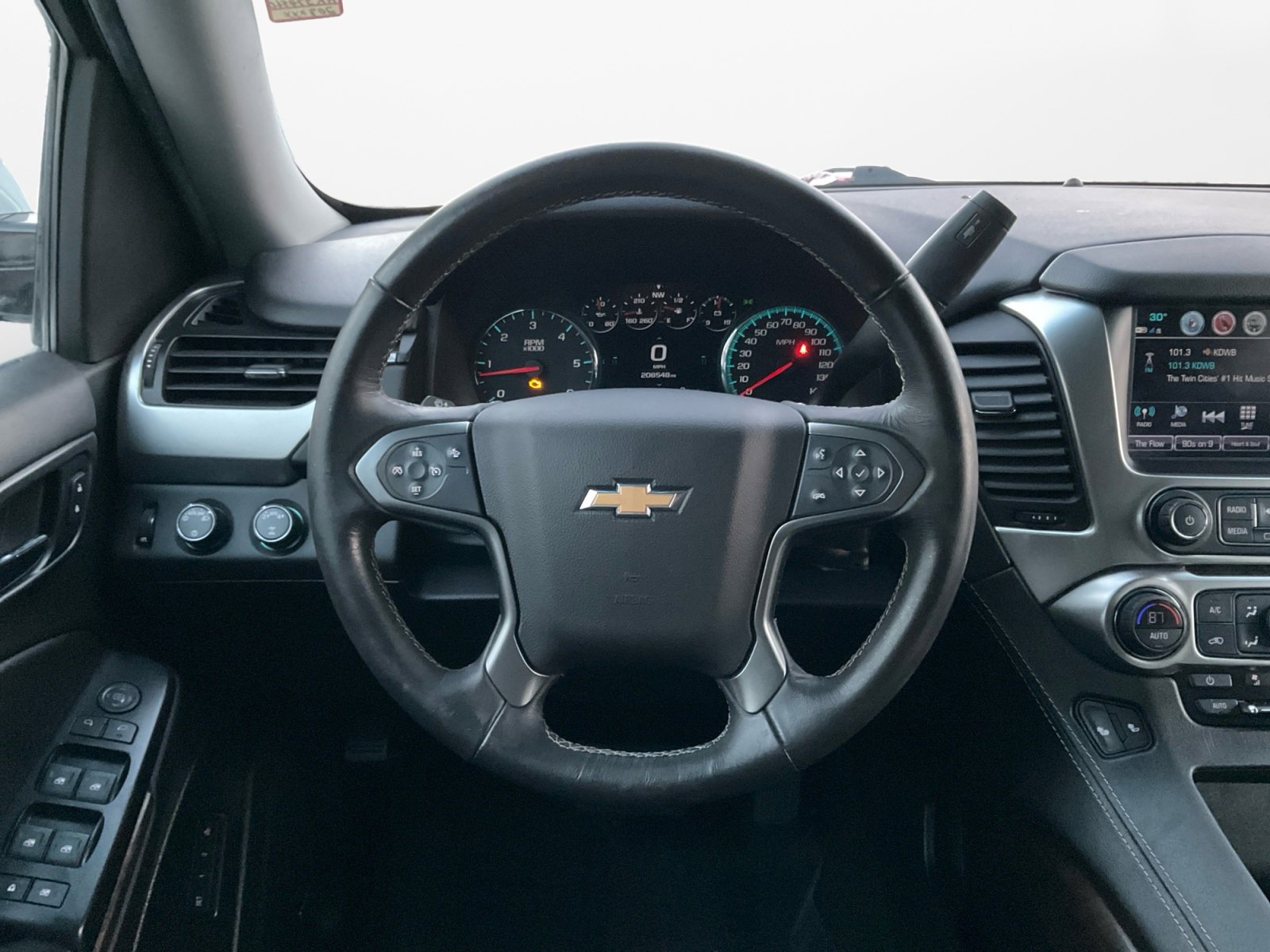 Used 2017 Chevrolet Tahoe LT image 12