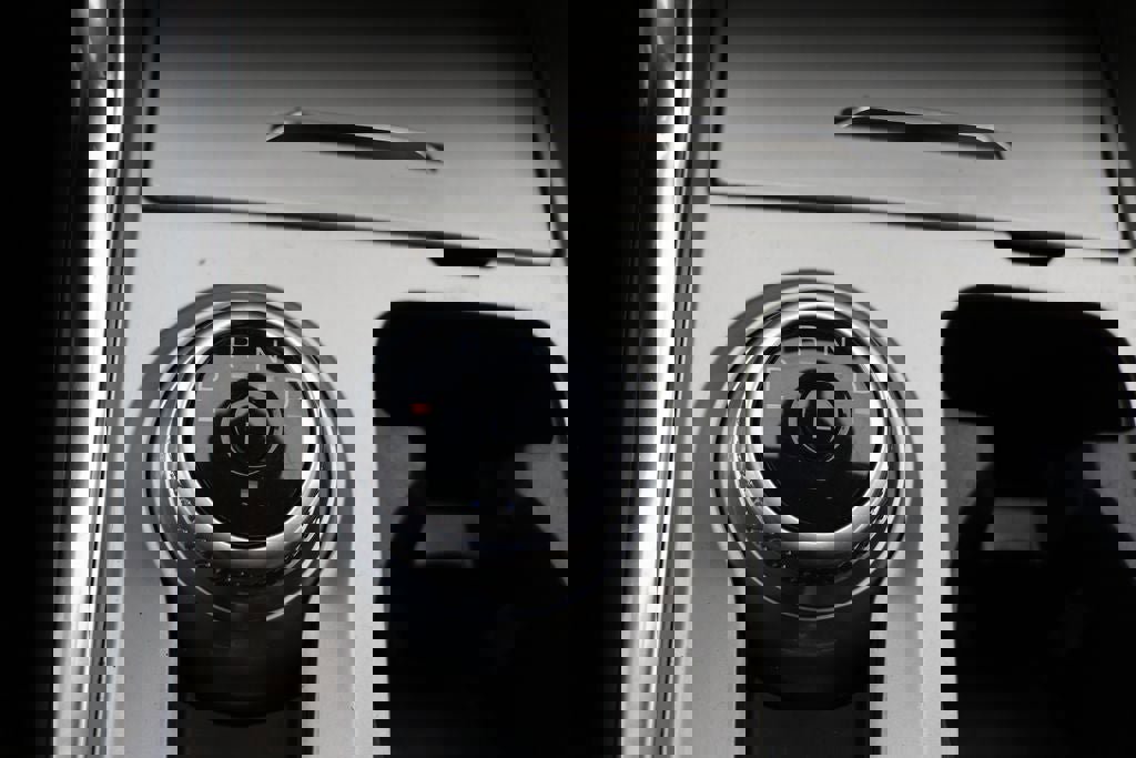 Used 2022 Ford Explorer XLT w/ Equipment Group 202A image 25