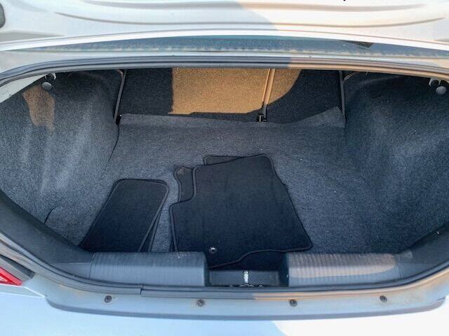 Used 2003 Ford Focus SE FWD image 14