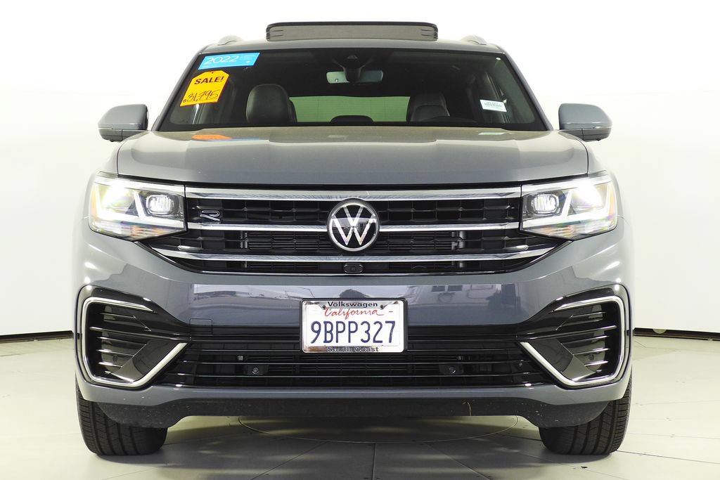 Certified 2022 Volkswagen Atlas Cross Sport SEL Premium R-Line AWD/4WD image 3