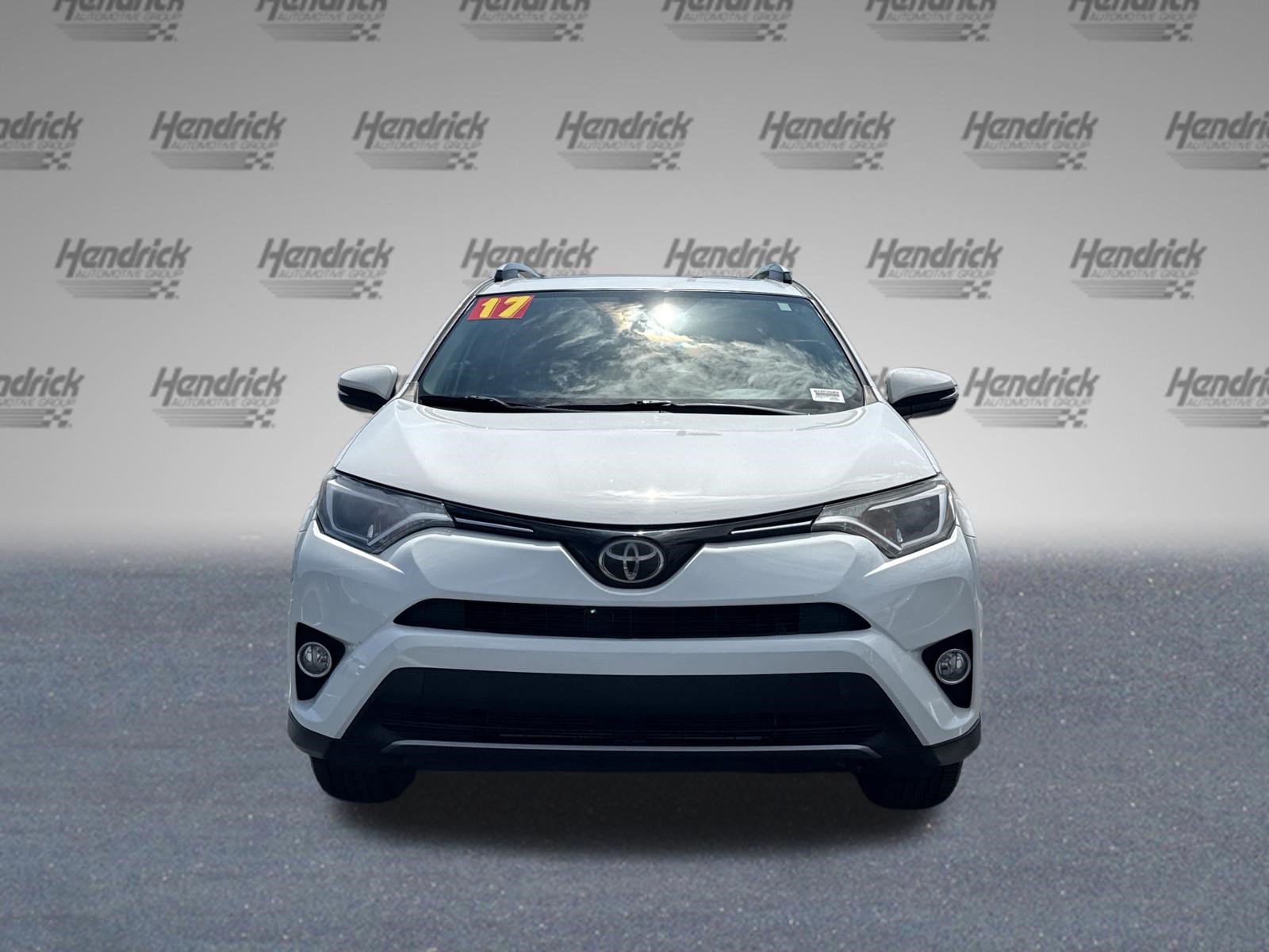 Used 2017 Toyota RAV4 XLE FWD image 3