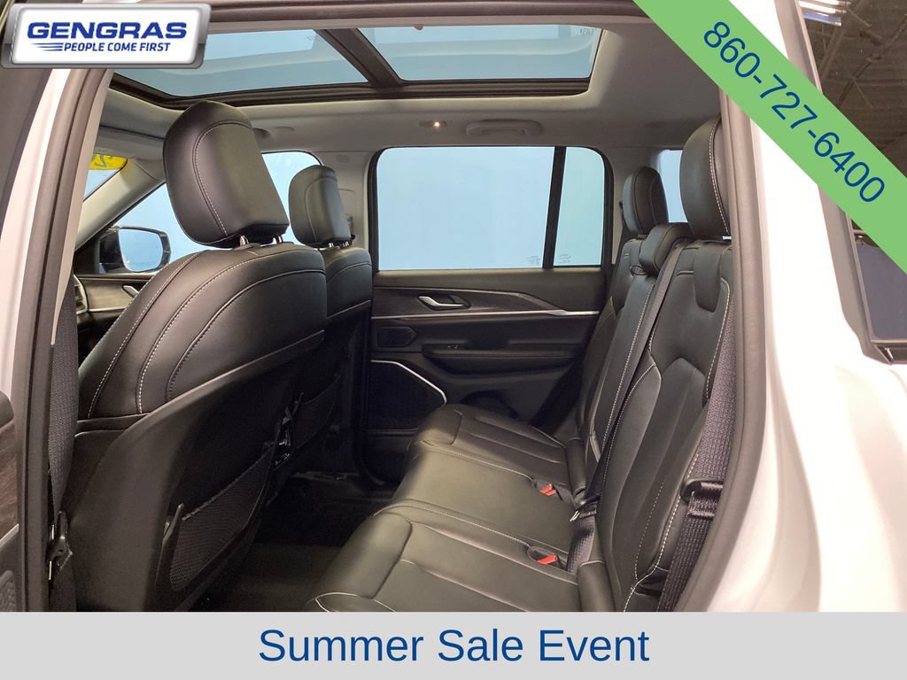 Used 2023 Jeep Grand Cherokee 4WD 4xe image 26