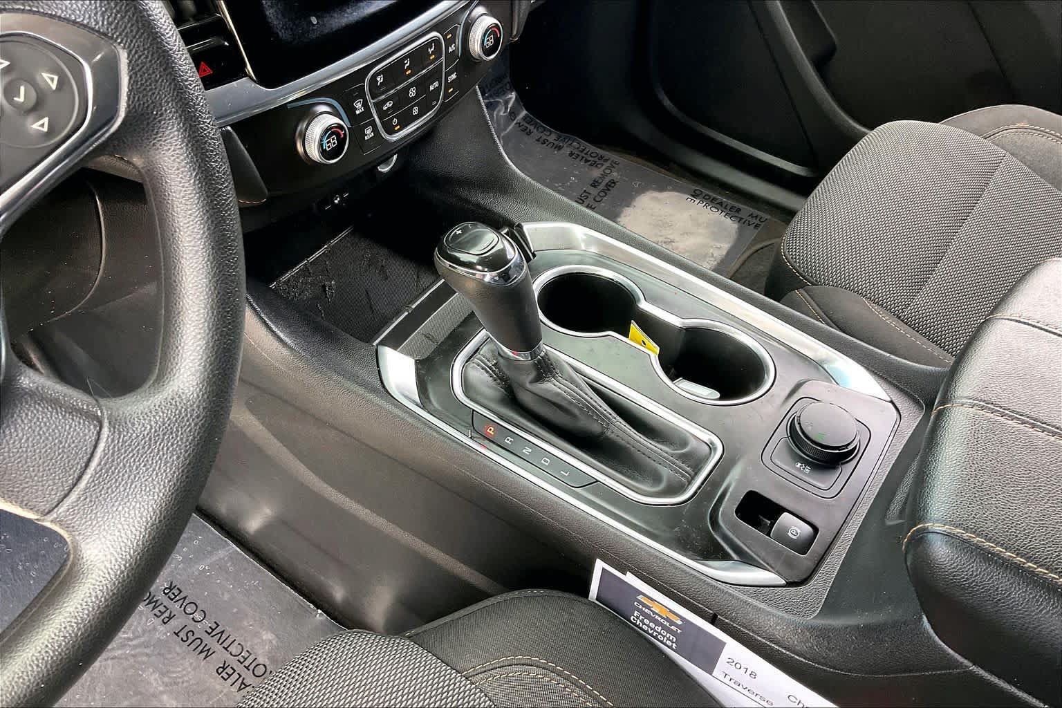 Used 2018 Chevrolet Traverse LS FWD image 15