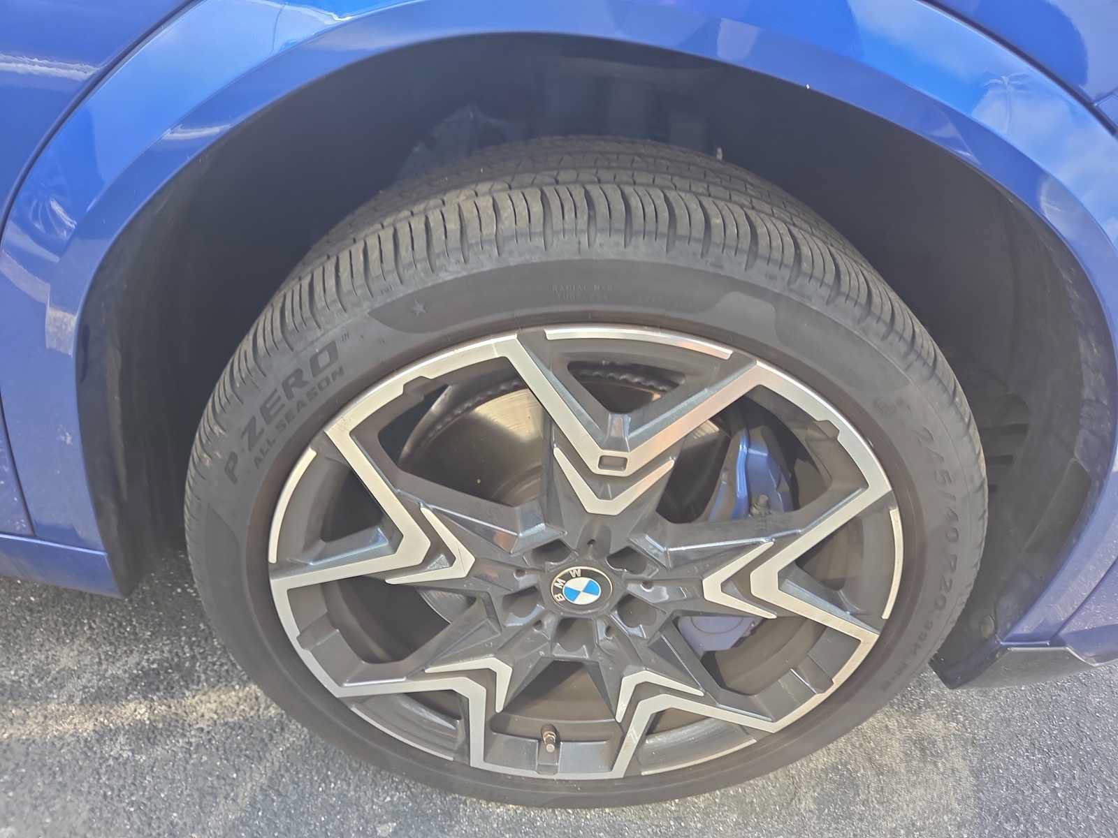 Used 2025 BMW X2 M35i AWD/4WD image 2