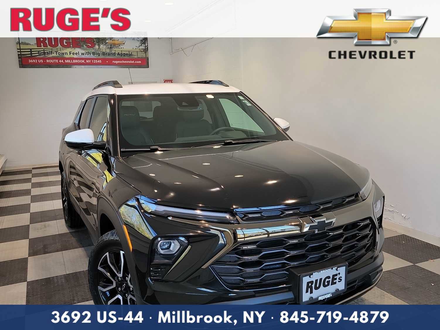 Used 2025 Chevrolet TrailBlazer ACTIV w/ Convenience Package image 1
